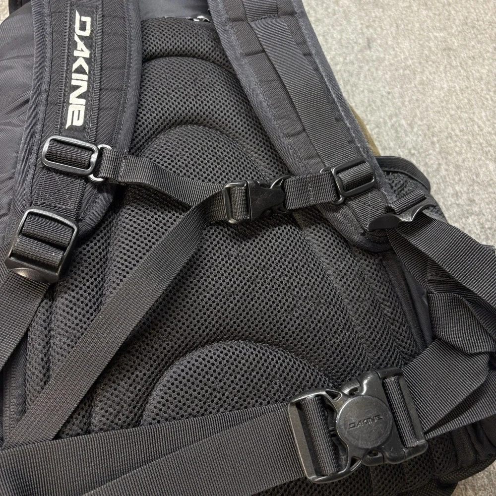 Dakine Element Backpack Brown Black Pockets Campus School Laptops Travel MTB